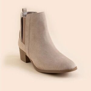 Quipid Vegan Suede Booties